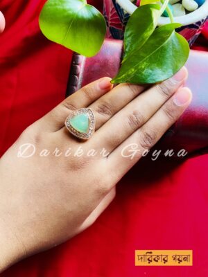 Adjustable Triangular Gemstone Finger Ring - Cain Color