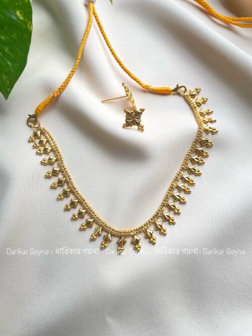 Golden South Indian Style Simple Chocker Set