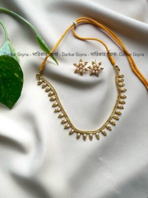 Beautiful Flowery Style Simple Necklace Set With Beads