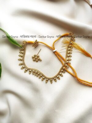 Simple Elegant South Indian Golden Chocker Set